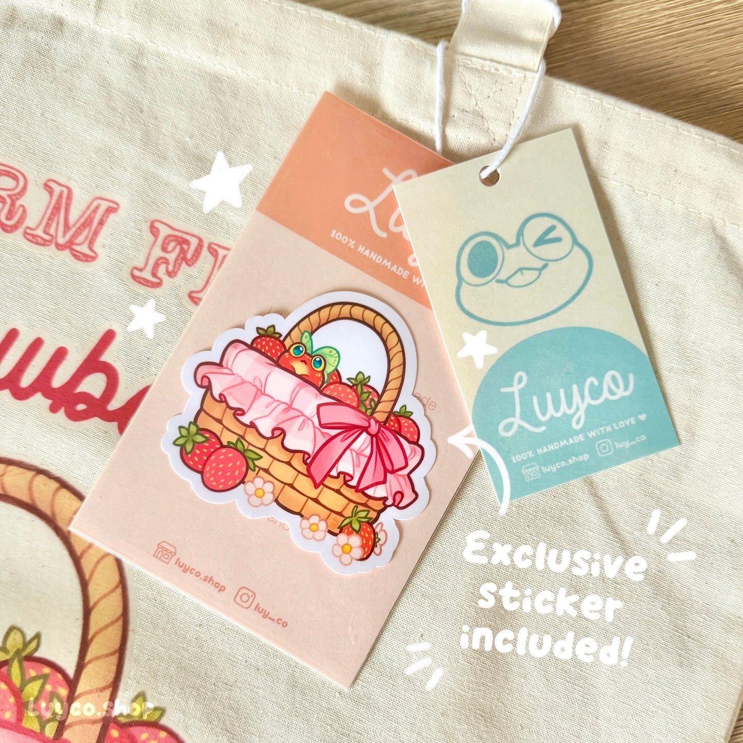 Strawberry Berrybum tote bag